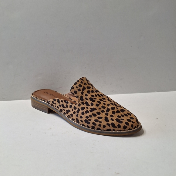 Indigo Rd. Mobwife Leopard Animal Print Preppy Mules Slip-On Shoes Size 7.5 - Picture 1 of 14